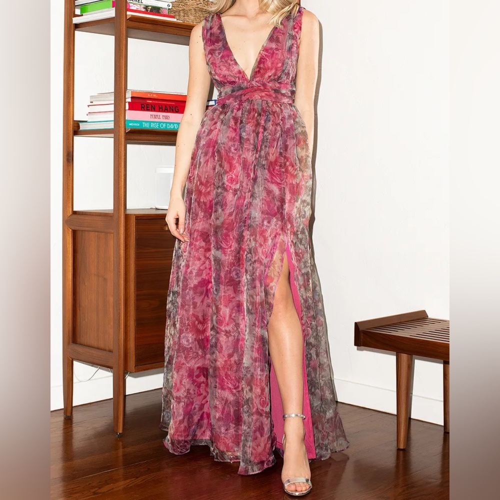 Garden Romance Magenta Floral Print Organza Maxi Dress.Retail $119. Medium.Used.
